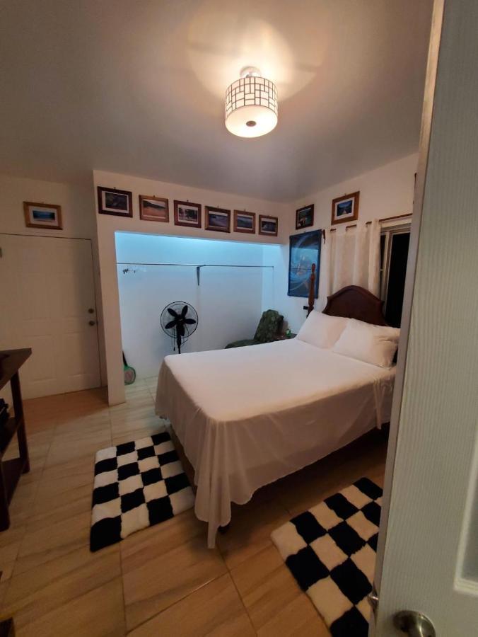 Centrally Located - 5 *