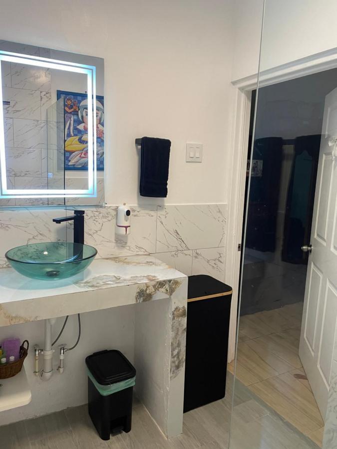 Centrally Located - 5 Port Antonio
